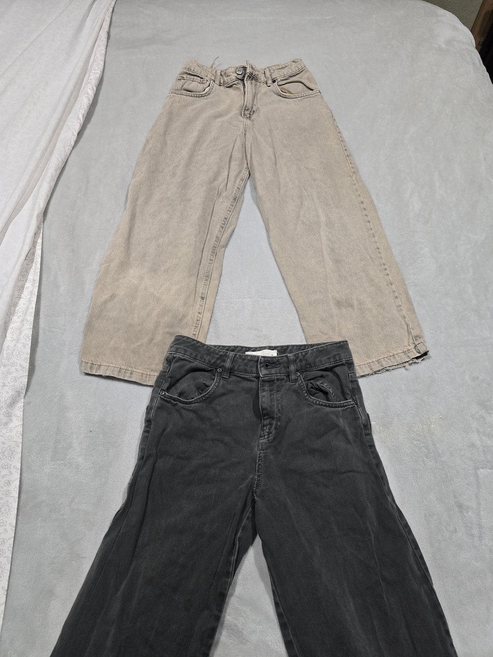 Zara Neutral Wide-Leg Jeans Set — Beige and Charcoal